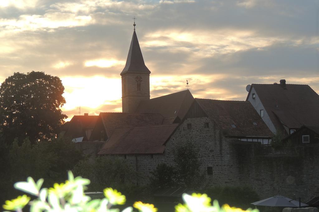 Hotel-Gasthof Neue Post Leutershausen  Zewnętrze zdjęcie