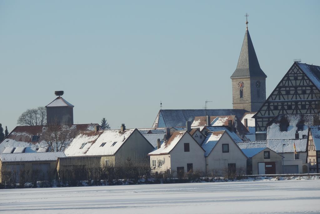 Hotel-Gasthof Neue Post Leutershausen  Zewnętrze zdjęcie